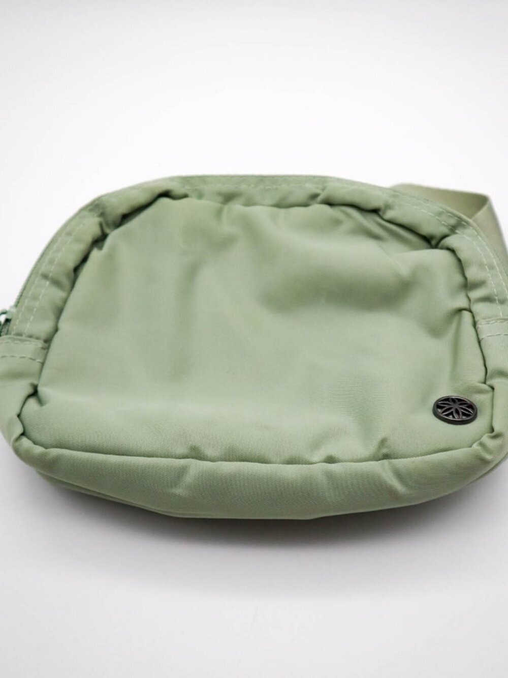 GAIAM Sidekick Waist Fanny Pack Belt Bag Sage Green Hiking Travel